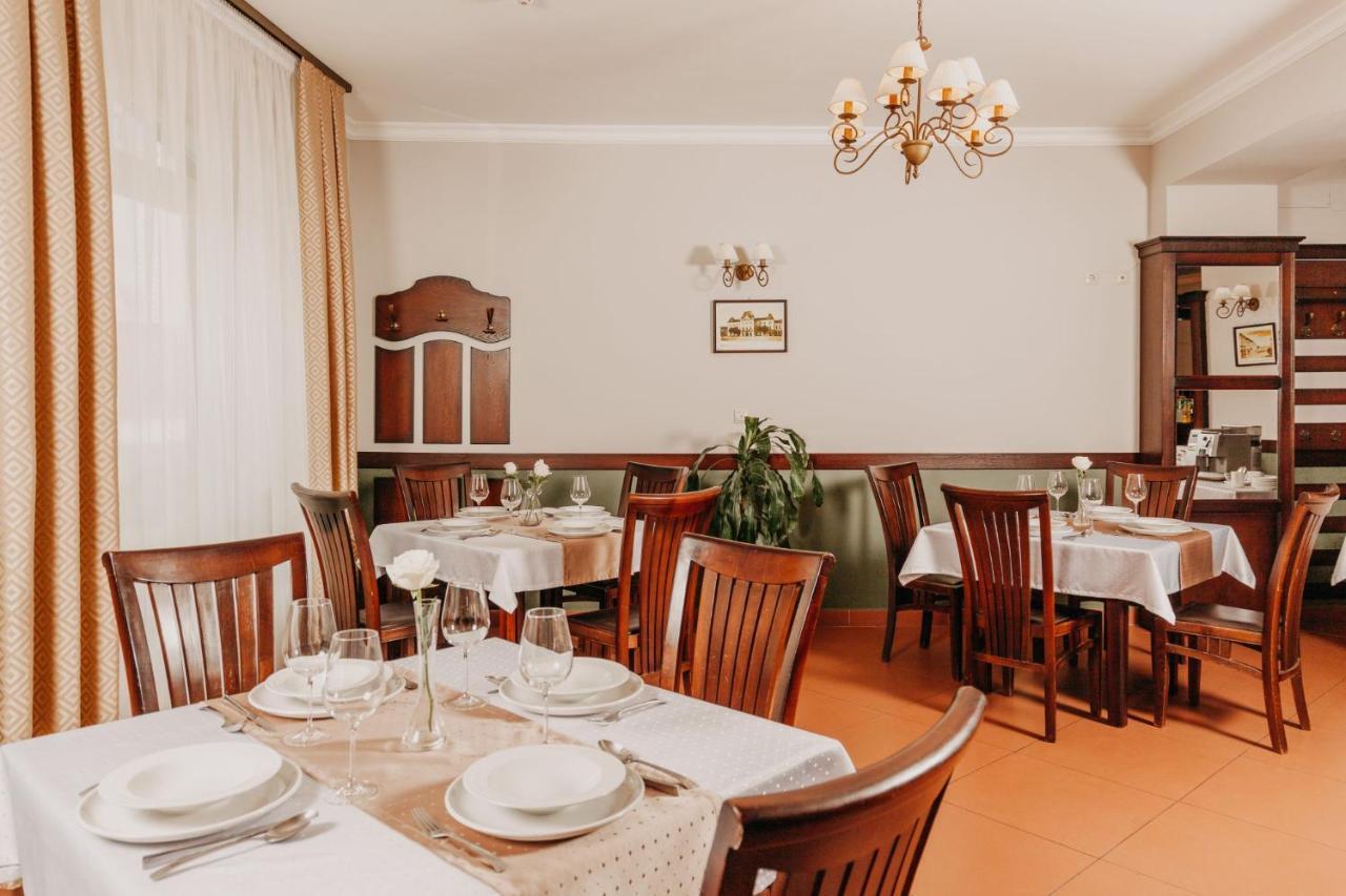 Pava City Odorheiu Secuiesc Extérieur photo